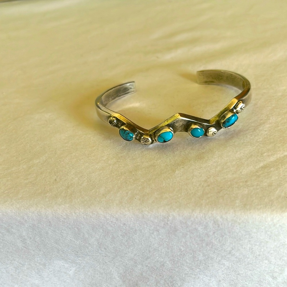 Silver turquoise bracelet
